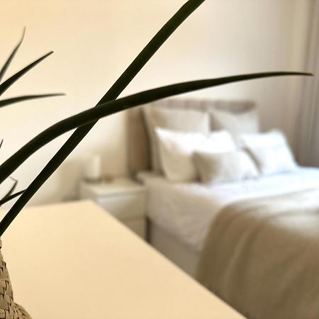 Private Room With En-Suite And Parking In Shared Flat Glasgow Bagian luar foto