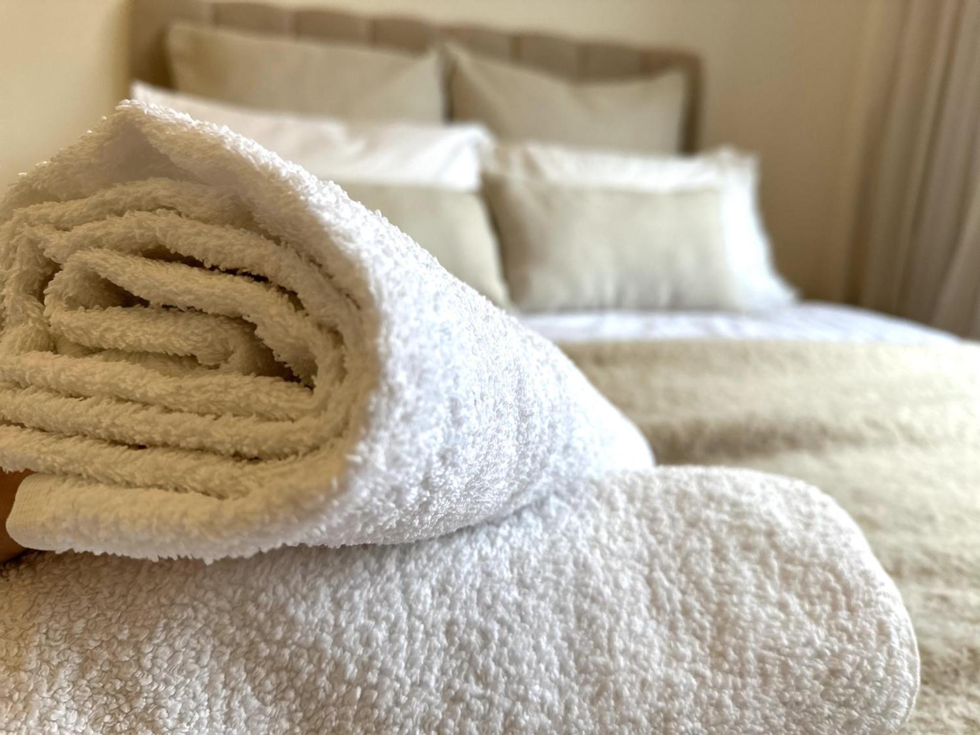 Private Room With En-Suite And Parking In Shared Flat Glasgow Bagian luar foto